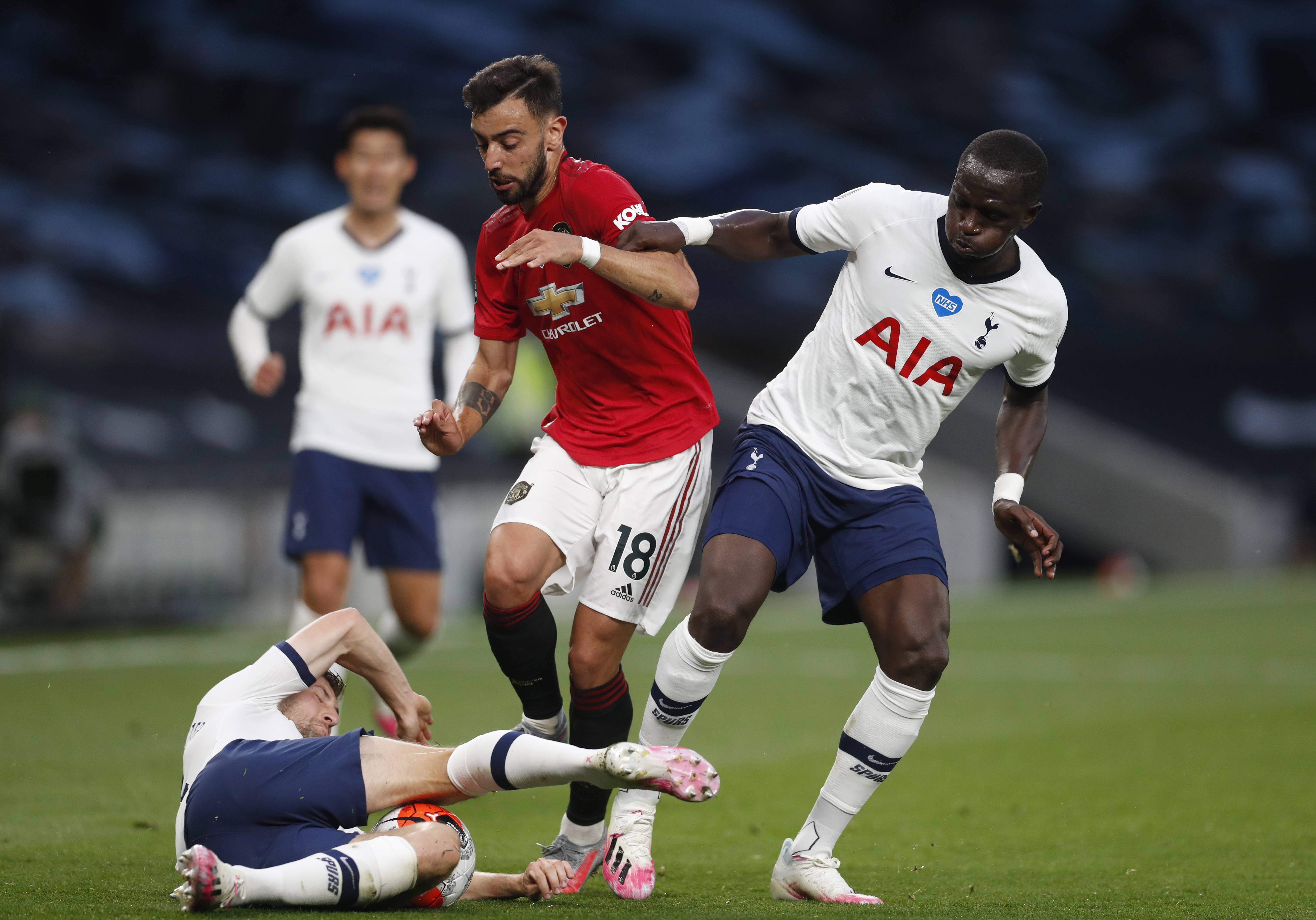 受瞩目的斯 受瞩目的斯