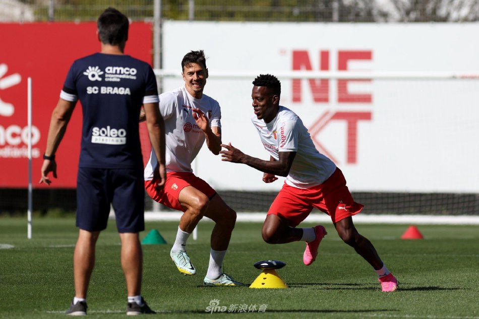 在一个明确 在一个明确